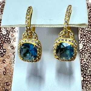 Yellow Gold Earrings with Blue/Green Stone
